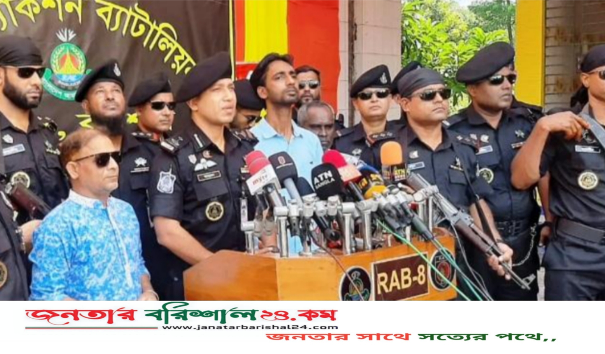 দুর্গাপূজাকে ঘিরে বরিশালে র‍্যাবের ৩ স্তরের নিরাপত্তা, চলছে সাইবার মনিটরিং