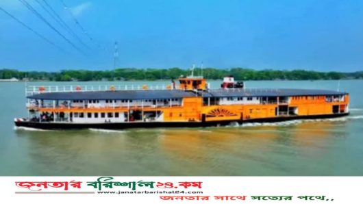 ঐতিহ্যকে ধরে রাখতে বন্ধ হয়ে যাওয়া স্টিমার আবারও ফিরছে জলে