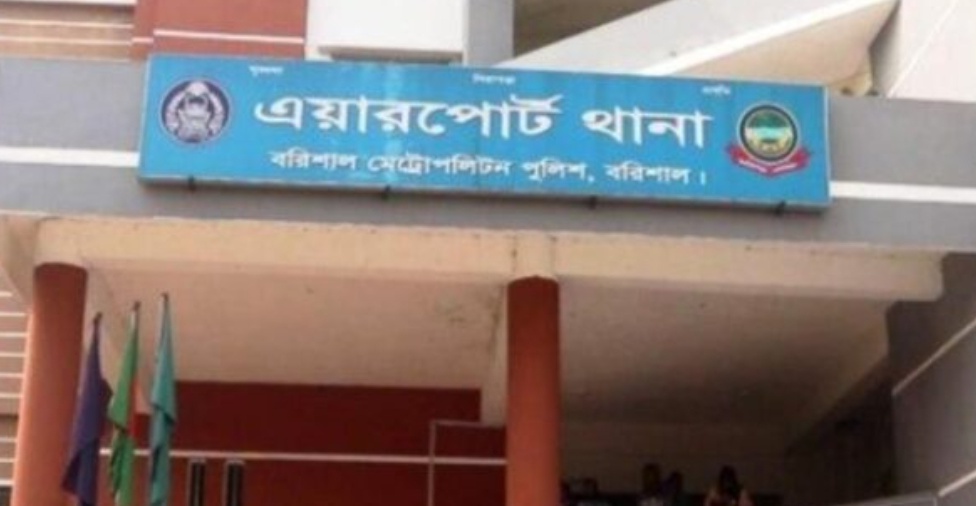 সাবেক প্রেমিকাকে তুলে এনে ধর্ষণ: থানায় মামলা, গ্রেফতার ২, পালাতক ১