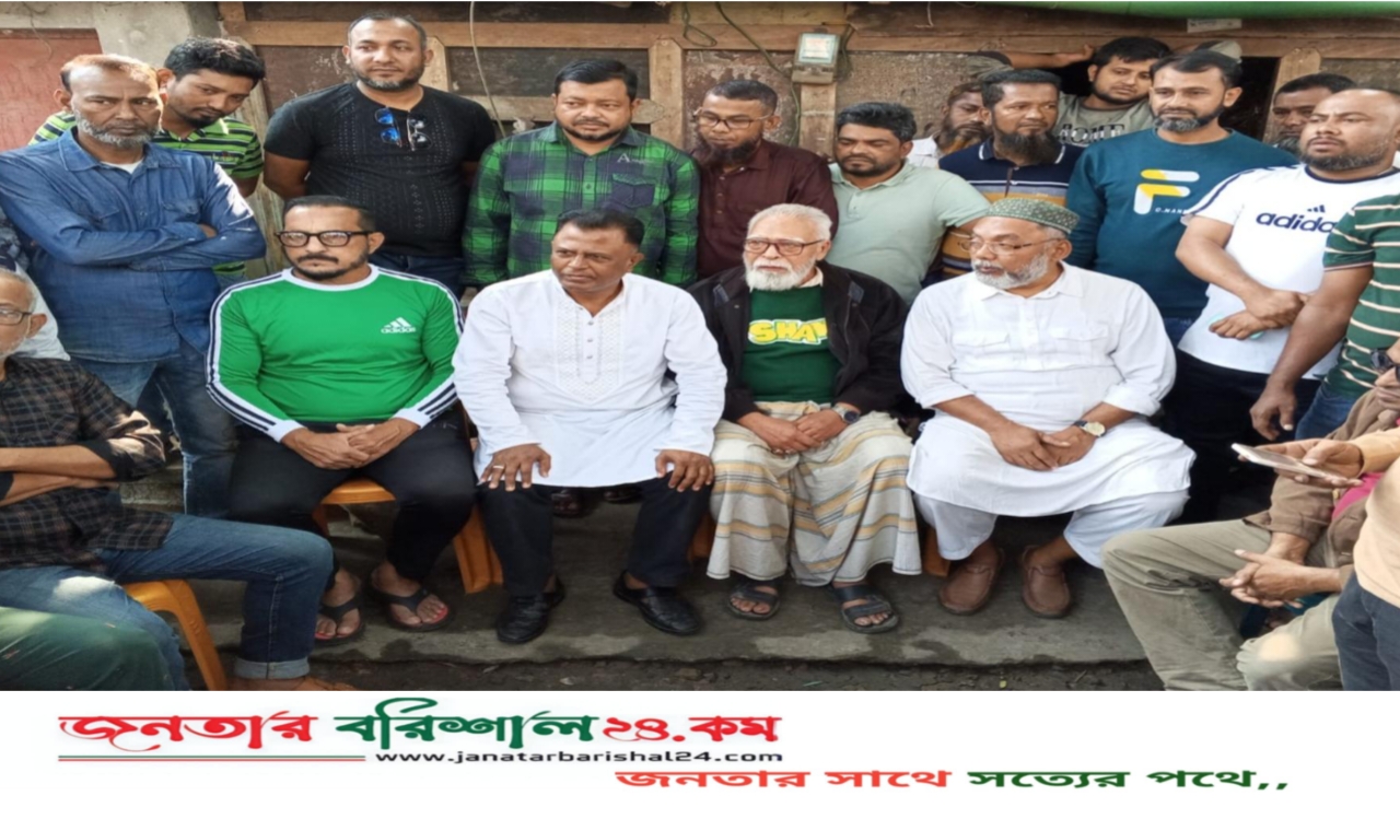 বরিশাল নগরীতে ভয়াবহ অগ্নিকাণ্ড, পরিবারের পাশে দাঁড়ালেন মহানগর বিএনপির সদস্য সচিব জিয়া উদ্দিন