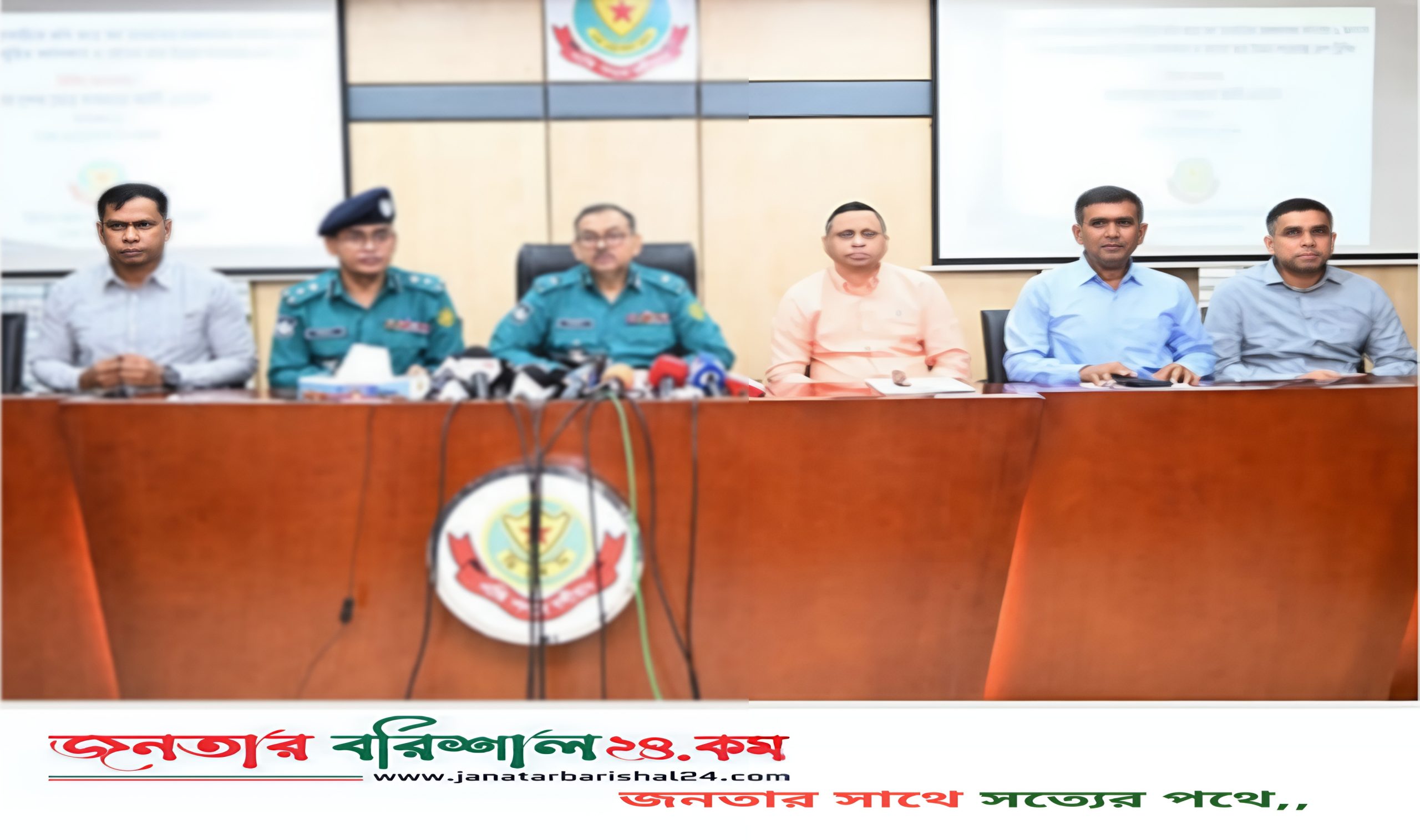 ঈদে পুলিশের সহযোগী ফোর্স হবে বেসরকারি নিরাপত্তা কর্মী, পাবে গ্রেপ্তারের ক্ষমতা