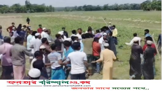 ভোলায় চাল বিতরণ নিয়ে বিএনপি-জামায়াত-ইসলামী আন্দোলনের সংঘর্ষ, আহত ১৩