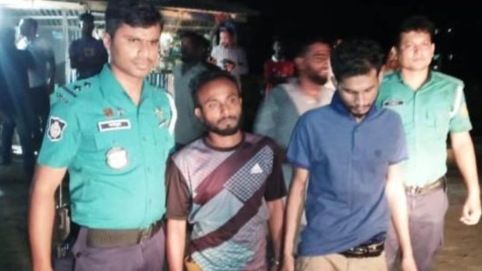 বরিশালে হাতকড়া নিয়ে পুলিশের হাত থেকে পালানো সেই দুই যুবক আটক