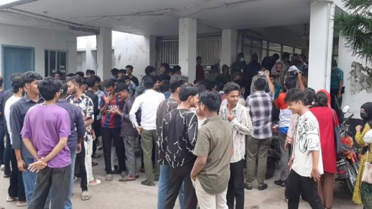 এইচএসসি পরীক্ষা পেছানোসহ ৩ দাবি বরিশালের পরীক্ষার্থীদের