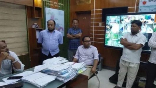 বরিশালে ভুয়া জমির পর্চা, দুই দলিল লেখকের দণ্ড