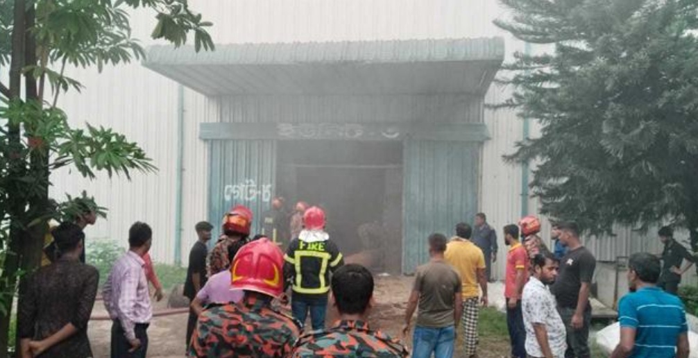 বরিশালে সোনারগাঁও টেক্সটাইল মিলে আ*গু*ন