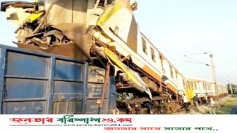 ভারতে যাত্রীবাহী ট্রেনের সঙ্গে মালবাহী ট্রেনের সংঘর্ষ, বহু হতাহতের আশঙ্কা