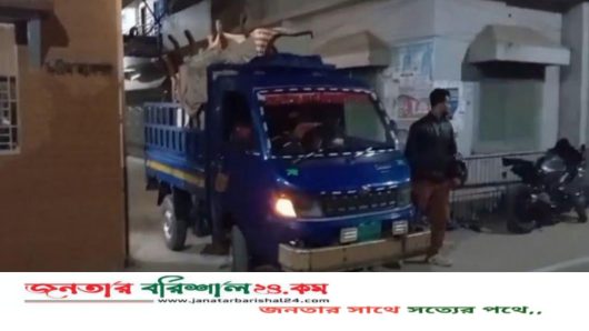 মাঝরাতে সরানো হলো বরিশাল সিটির সাবেক মেয়র খোকন সেরনিয়াবাতের বাসার মালামাল