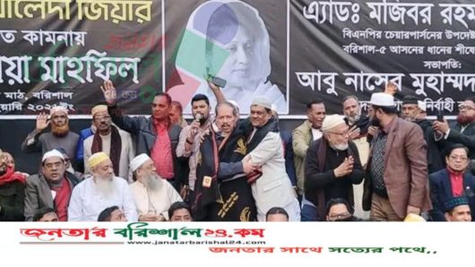সরোয়ারকে ধানের শীষের চাঁদর পড়িয়ে ঐক্যের বার্তা দিলেন বিএনপি নেতা রহমাতুল্লাহ