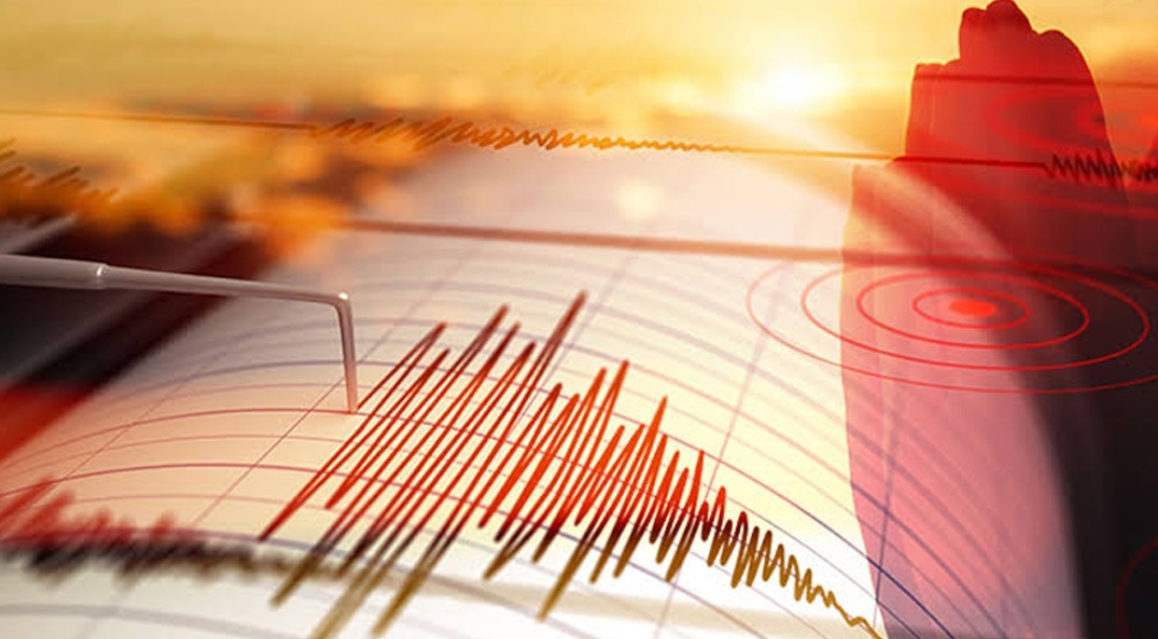 ভয়াবহ ভূমিকম্পে কাঁপল রাজধানী