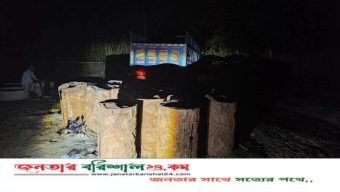 পিরোজপুরে সাবেক ছাত্রদল নেতার কাছ থেকে চোরাই বিটুমিন উদ্ধার