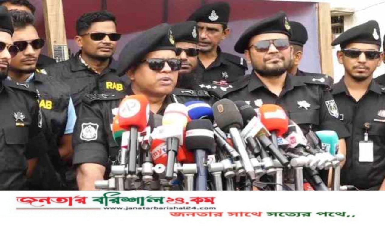 বরিশালে পশুর হাটে নিরাপত্তা জোরদার করেছে র‍্যাব