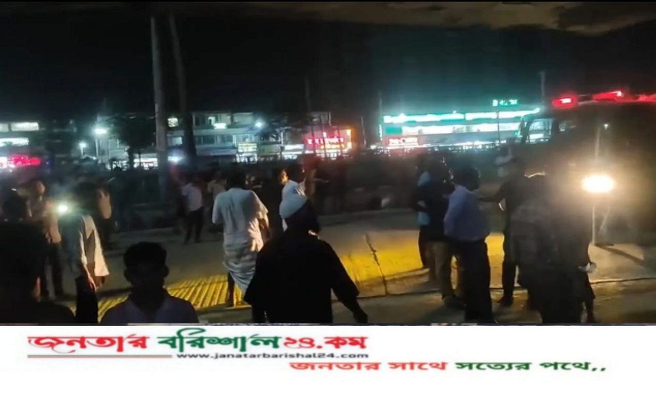 বরিশাল শের-ই-বাংলা মেডিকেলের ওষুধের স্টোর রুমে আগুন