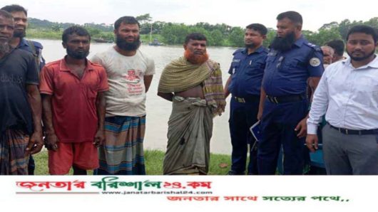 ভোলায় অবৈধভাবে বালু উত্তোলনের দায়ে দুইজনকে জরিমানা