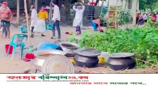 মাংস না খেয়ে জমাচ্ছিলেন টেবিলের নিচে, বিয়েবাড়িতে সংঘর্ষে আহত ৮