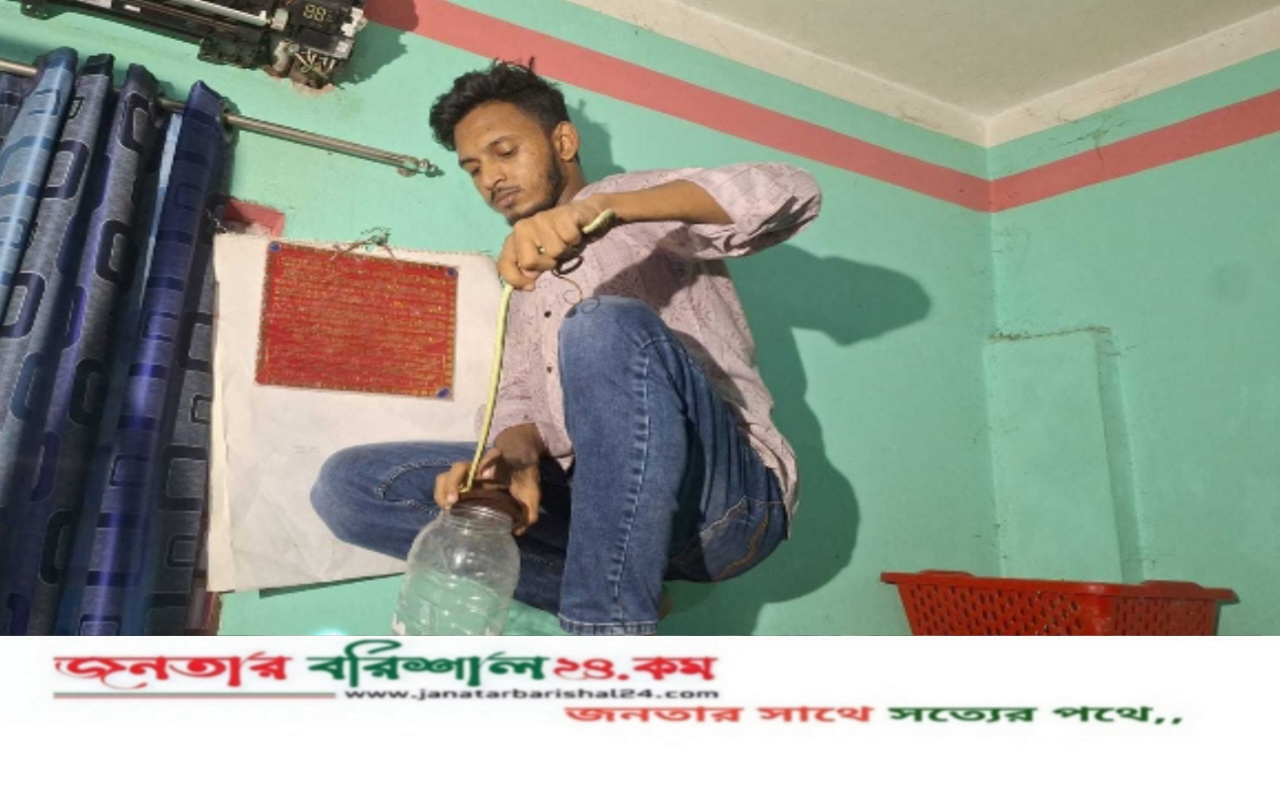 বরিশালে বেডরুমের এসিতে মিলল ৪টি কালনাগিনী সাপ