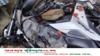 পটুয়াখালীতে যুবদলের কমিটি নিয়ে দুই পক্ষের ধাওয়া-পাল্টাধাওয়া, মোটরসাইকেল ভাঙচুর