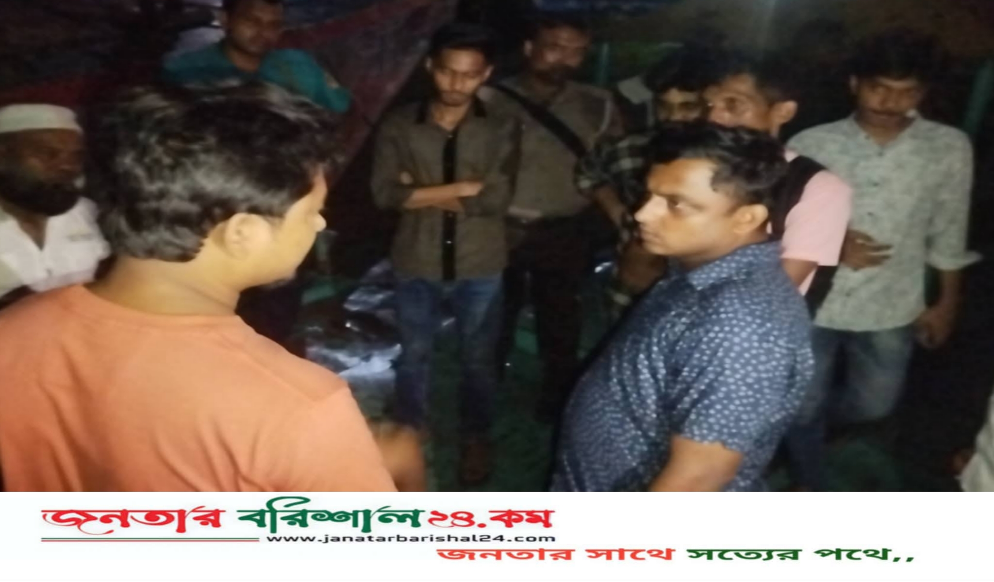 বরিশাল বিশ্ববিদ্যালয়ের শিক্ষার্থীদের তৎপরতায় অবৈধ বাল্কহেড ও ড্রেজার জব্দ,৪ জনের কারাদণ্ড