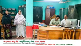 কর্মস্থলে অনুপস্থিতি: বরিশালে দুই ভূমি কর্মচারী স্ট্যান্ড রিলিজ