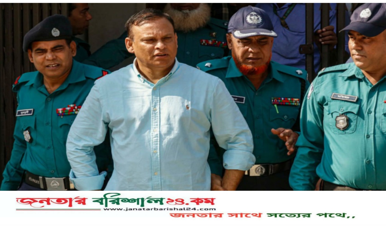 জব্দ করা অস্ত্র-গুলি নথিবদ্ধ না করেই বরিশাল র‍্যাবের কাছে পাঠিয়েছিলেন জিয়াউল আহসান