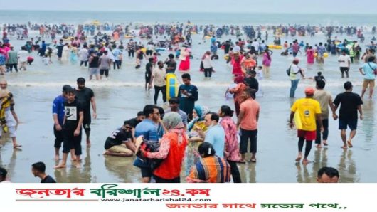 কক্সবাজার সৈকতে গোসলে নেমে ৩ পর্যটকের মৃত্যু